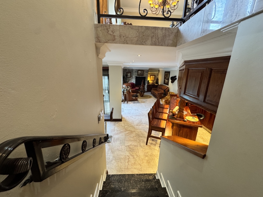 4 Bedroom Property for Sale in Wilkoppies North West